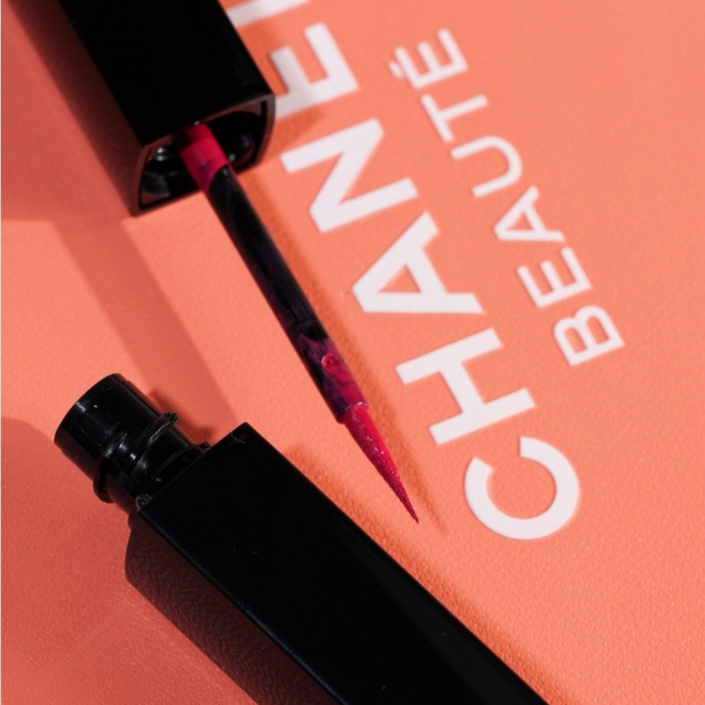 ⭐️ CHANEL EYELINER (824 Heart Beat) - Brand New in Box - never used - giftable!